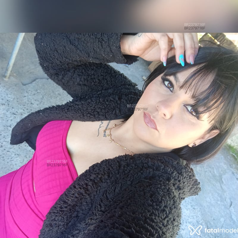 Acompanhante Débora - Feed