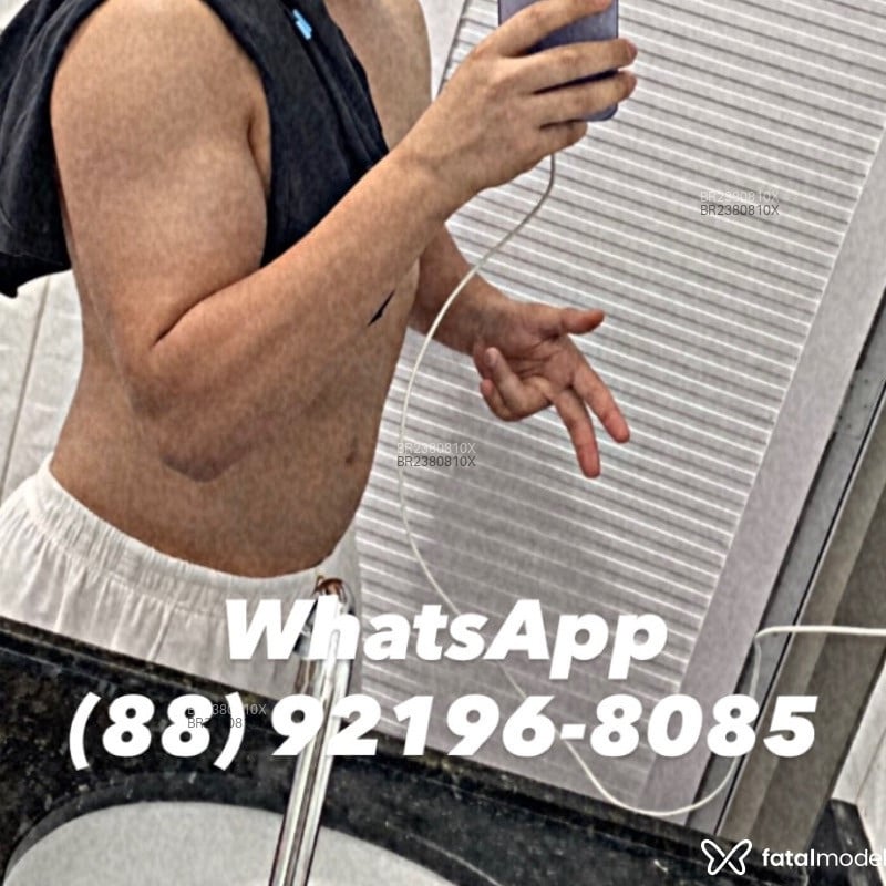 Acompanhante Victor - Feed