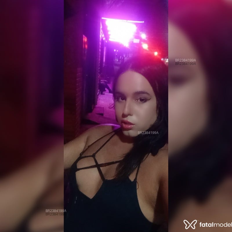 Acompanhante Isis Lima - Feed