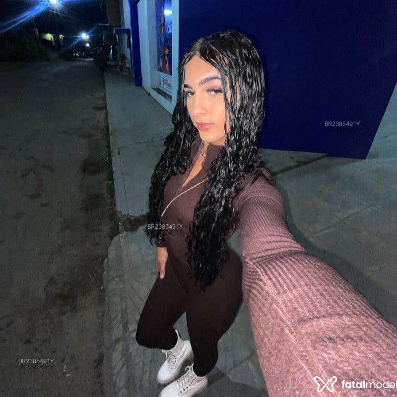 Acompanhante Gaby Urachi - Feed