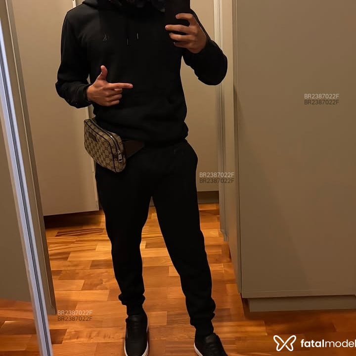 Acompanhante Felipe - Feed