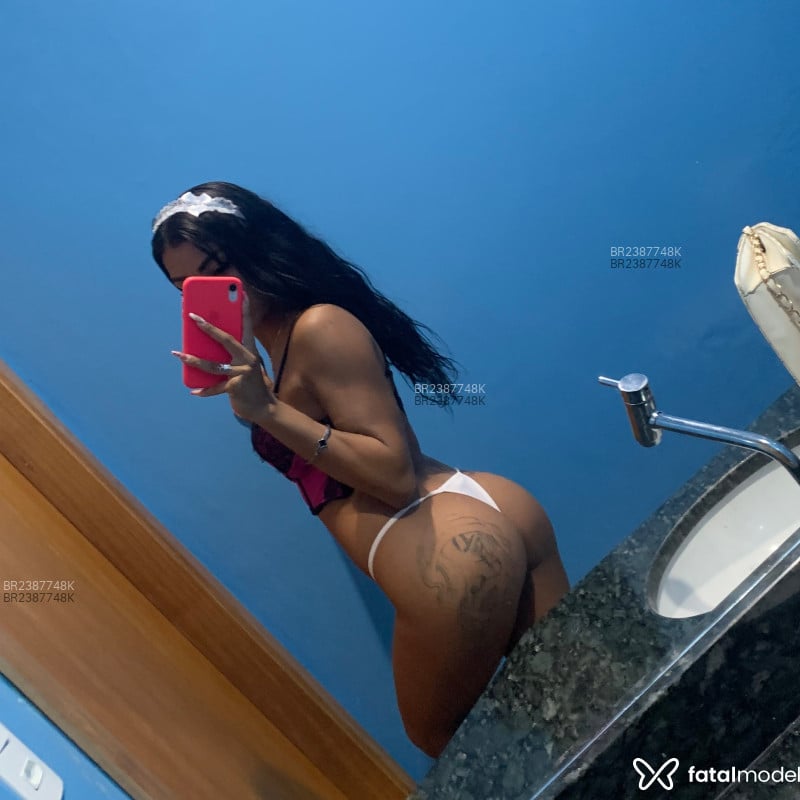 Acompanhante Brenda - Feed