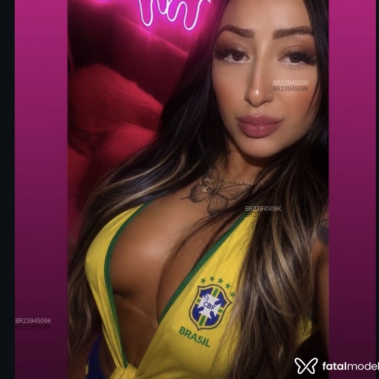Acompanhante Larissa - Feed
