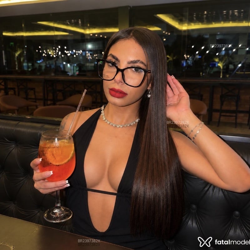 Acompanhante Thifany - Feed