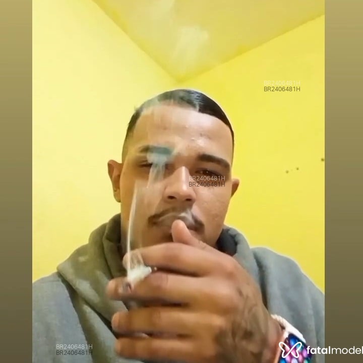 Acompanhante Pedro - Feed