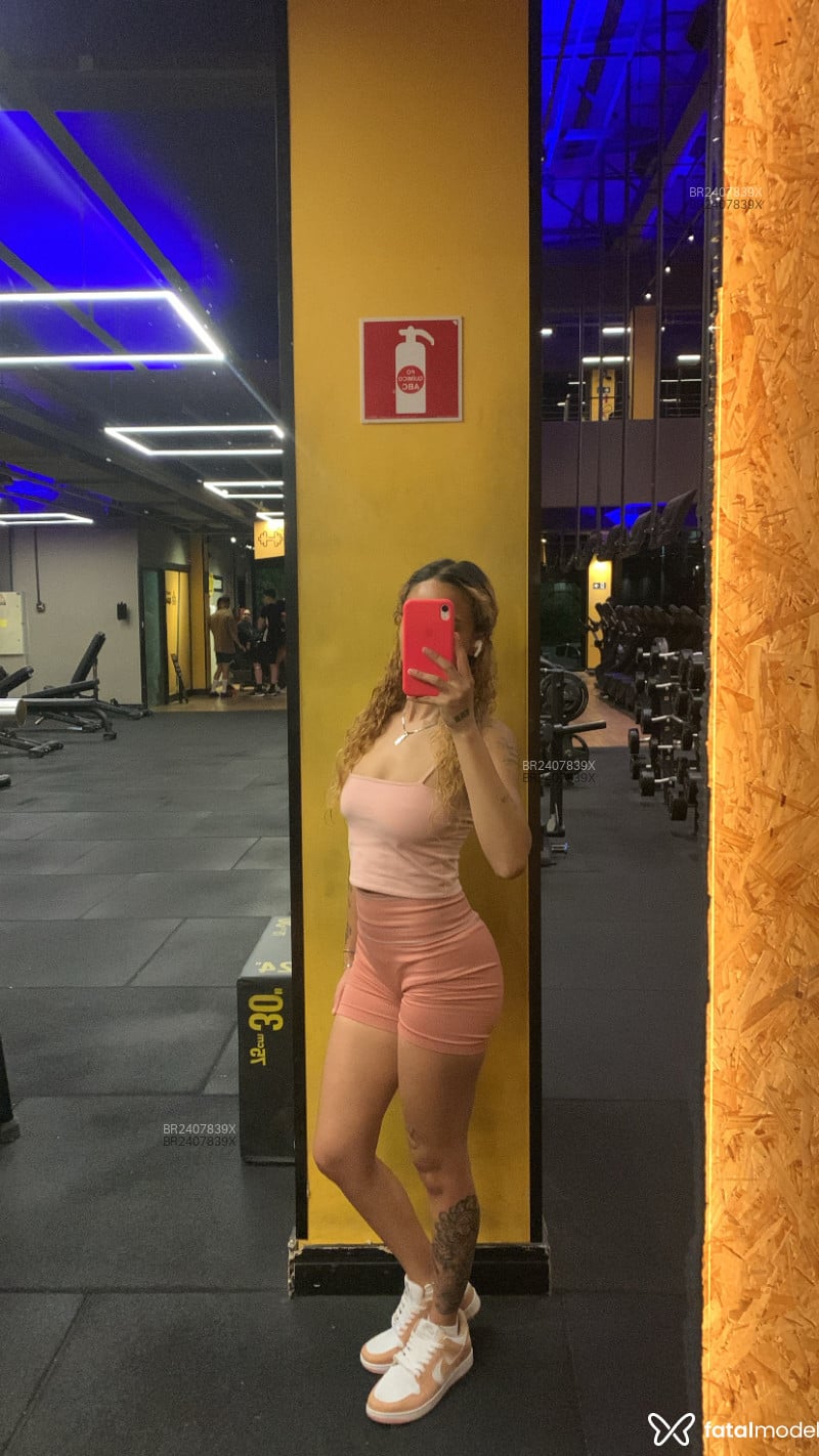 Acompanhante Bibizinha - Feed