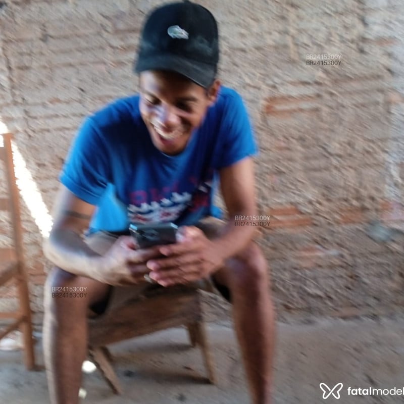 Acompanhante Neguinhogato - Feed