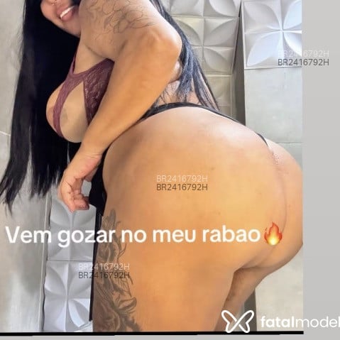 Acompanhante Iza Gigante - Feed