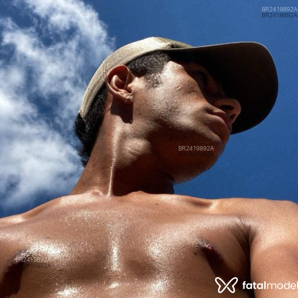 Acompanhante Luk - Feed