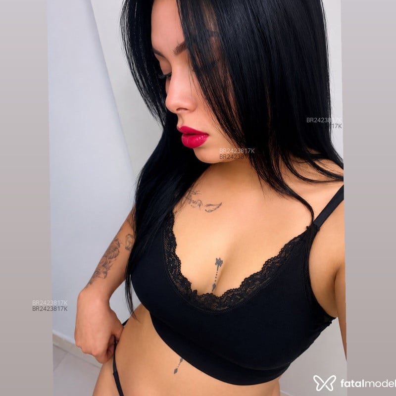 Acompanhante Beatriz - Feed