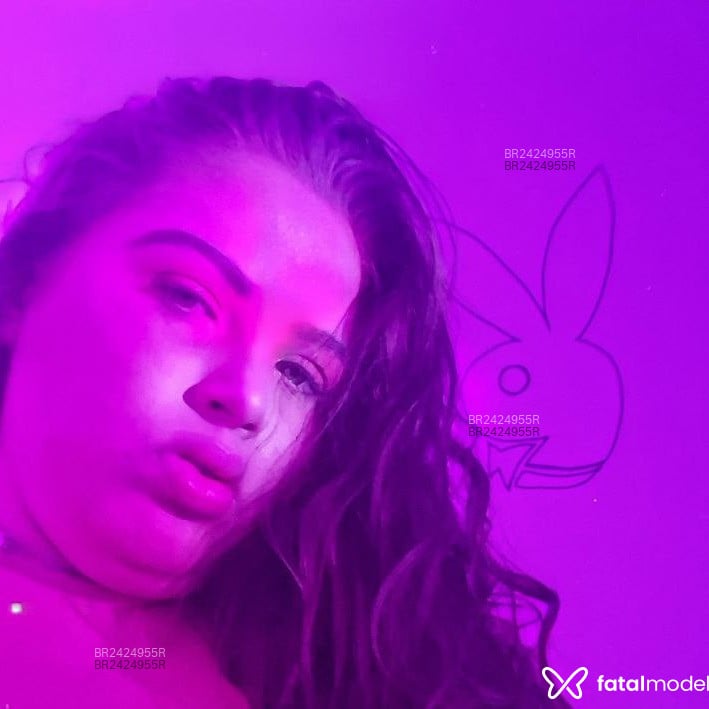 Acompanhante Larissa Ferreira - Feed