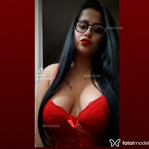 Acompanhante Julia - Feed