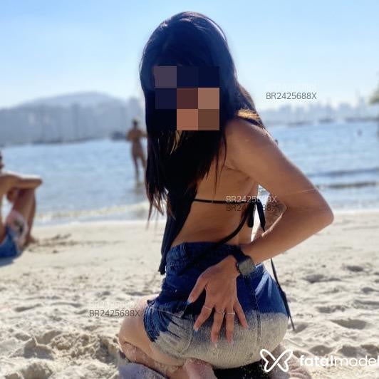 Acompanhante Safira - Feed