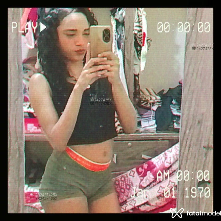 Acompanhante Camila - Feed