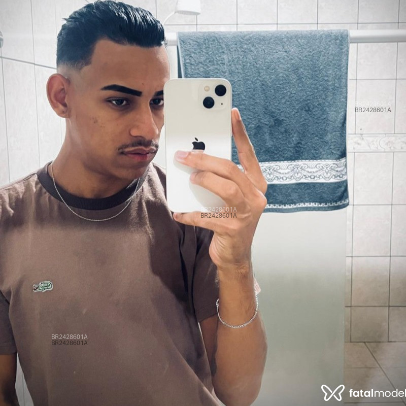 Acompanhante Moreninho - Feed