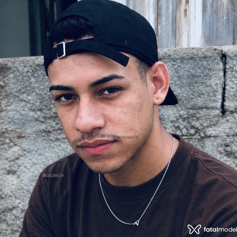 Acompanhante Moreninho - Feed