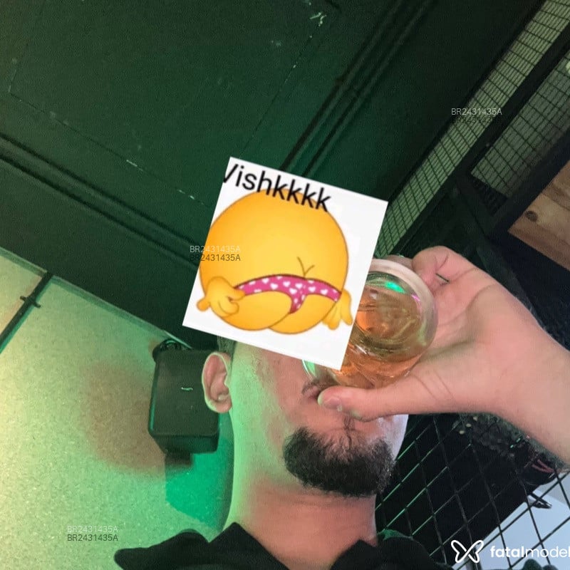 Acompanhante Richard Ríos - Feed