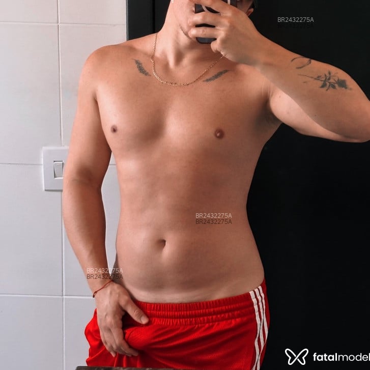 Acompanhante Matheus Avellar - Feed