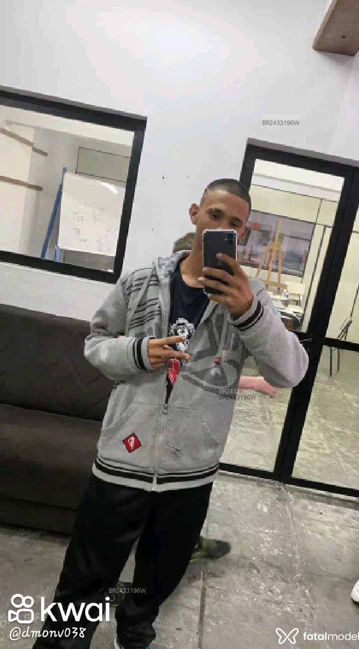 Acompanhante Leandro Cardoso - Feed