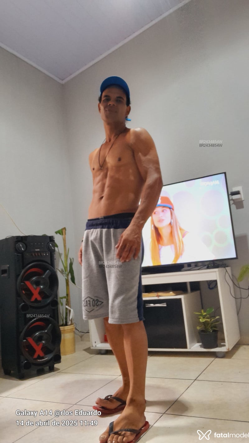 Acompanhante Morenoversátil - Feed