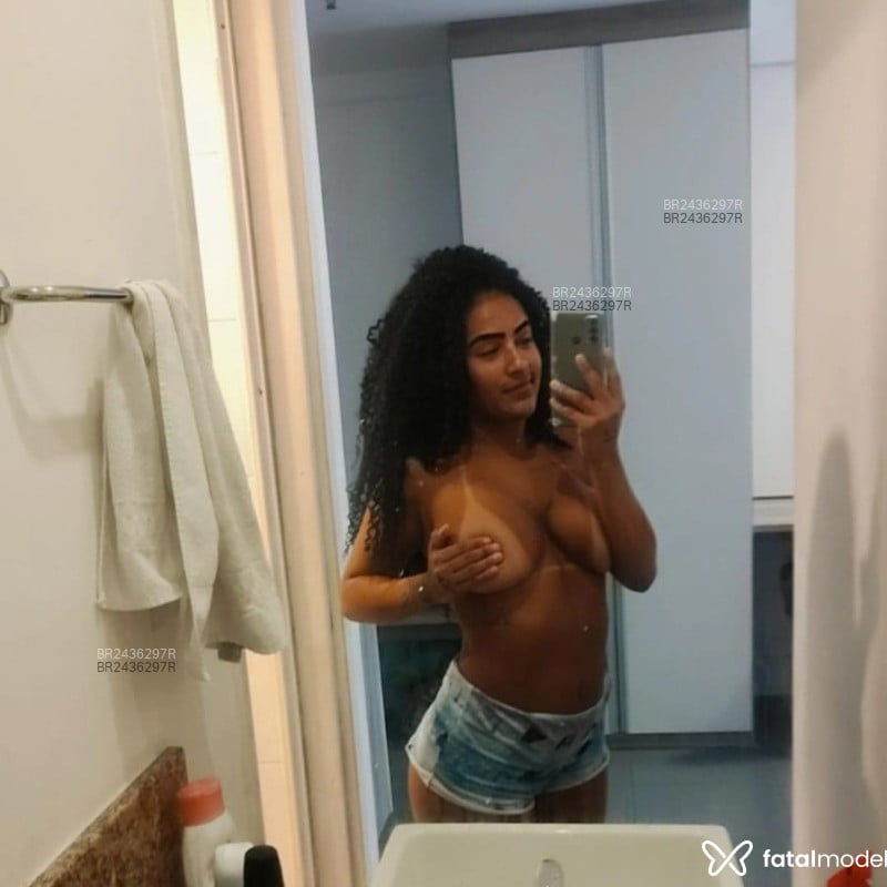 Acompanhante Rayanne Paiva - Feed