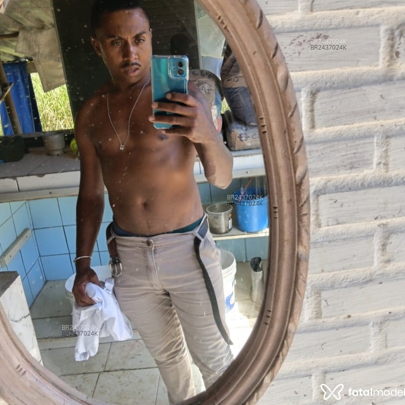 Acompanhante Lucas Henrique - Feed