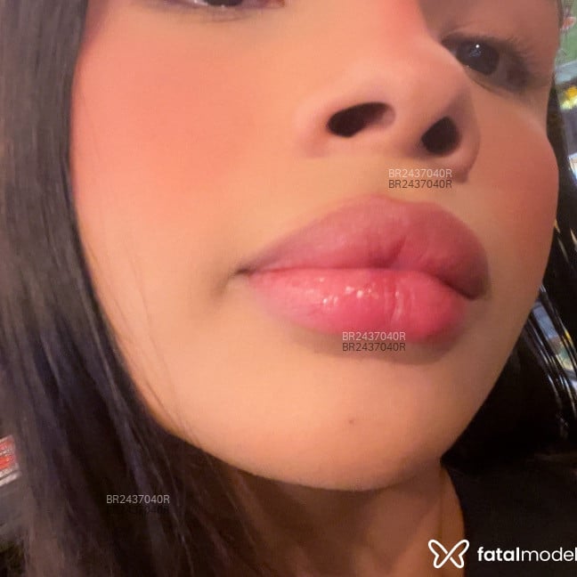 Acompanhante Gaby - Feed