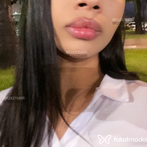 Acompanhante Gaby - Feed