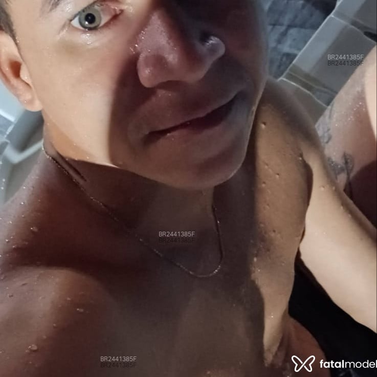 Acompanhante Ismit Alencar - Feed