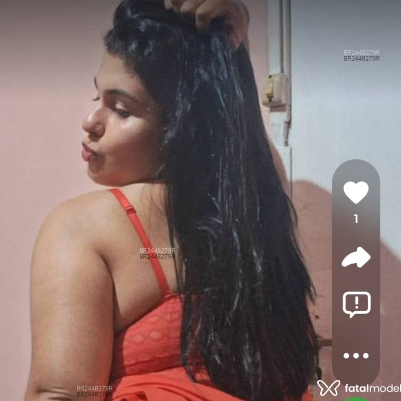 Acompanhante Chay - Feed