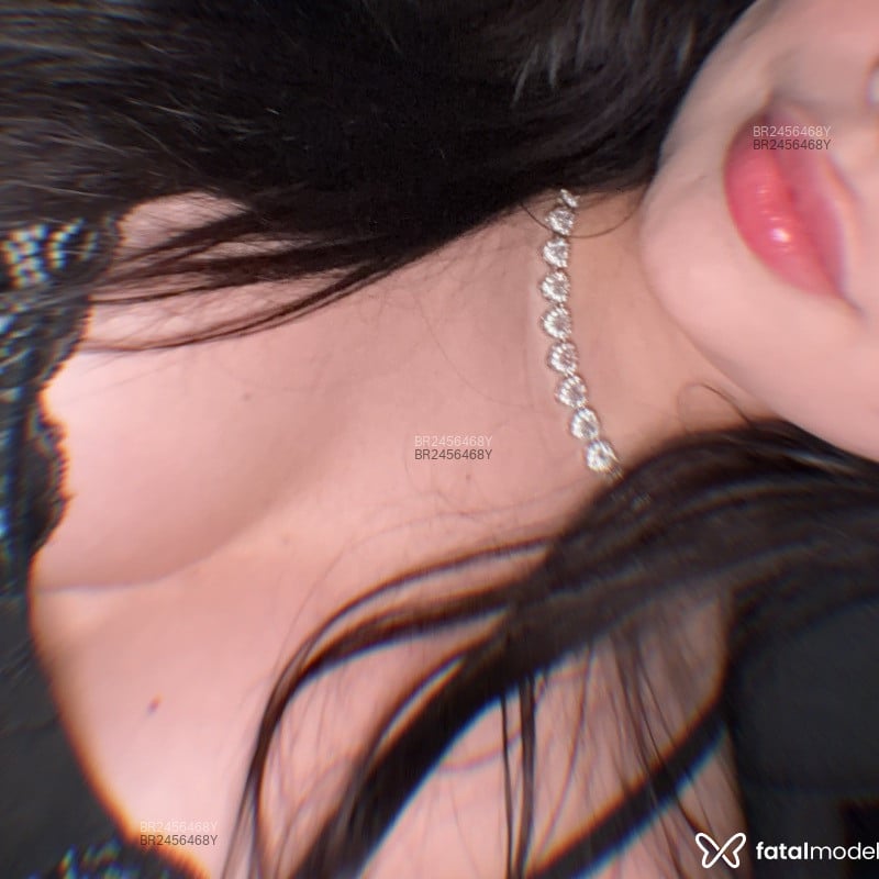 Acompanhante Luiza - Feed