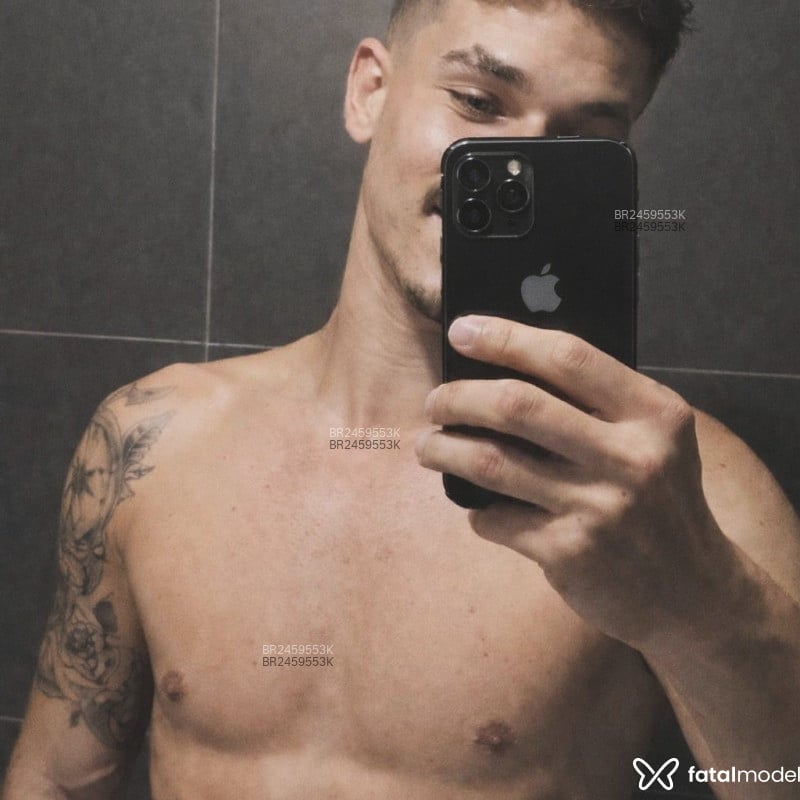 Acompanhante Ricardo Matozzi - Feed