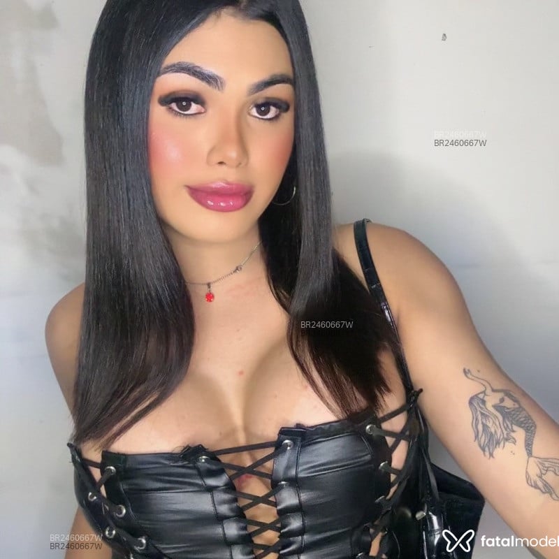 Acompanhante Karine Leal - Feed