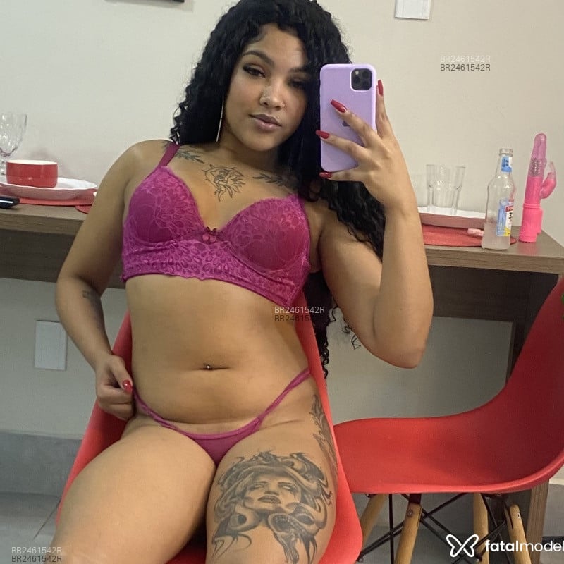 Acompanhante Evellyn Santos - Feed