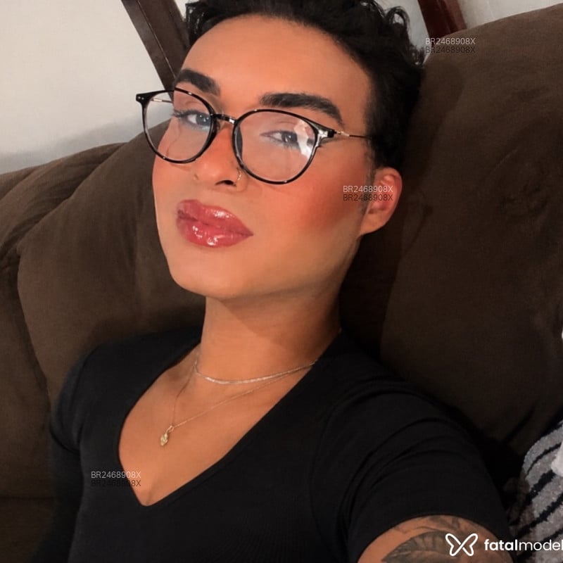 Acompanhante Juzin - Feed