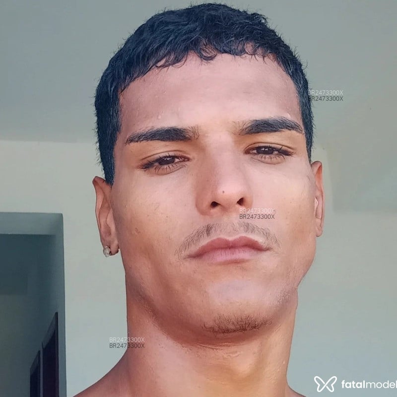 Acompanhante Carlos - Feed
