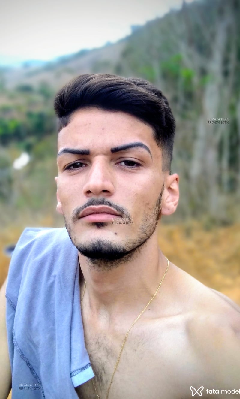 Acompanhante Machado - Feed