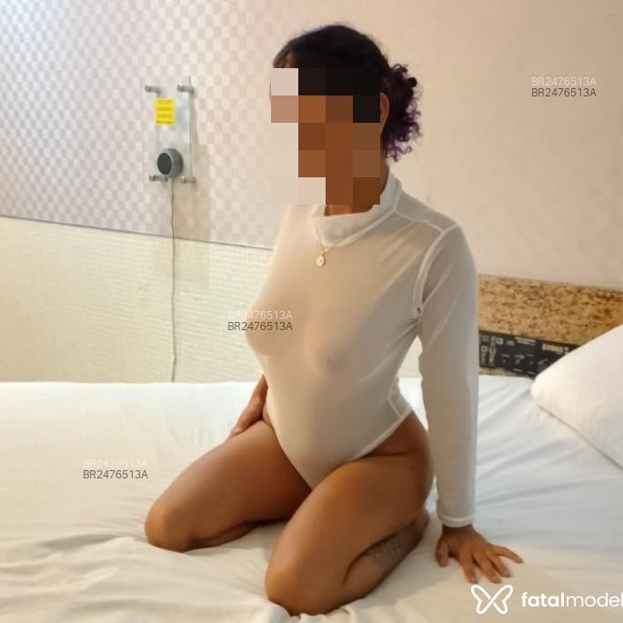 Acompanhante Pretinhasafadinha - Feed