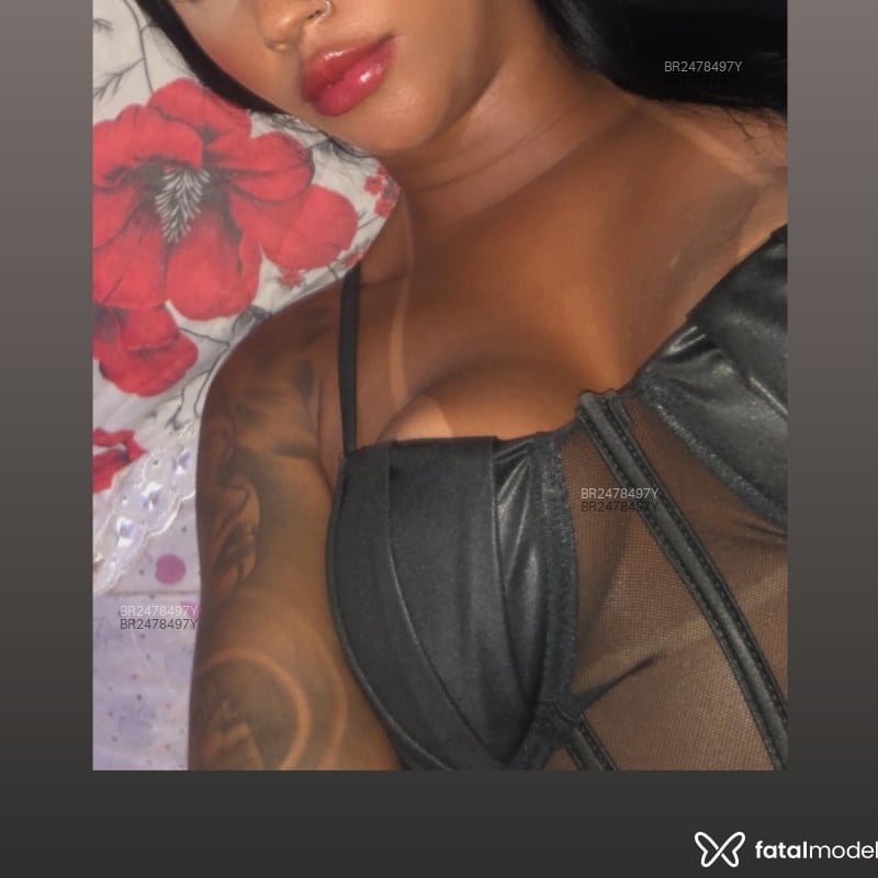 Acompanhante Alicee - Feed