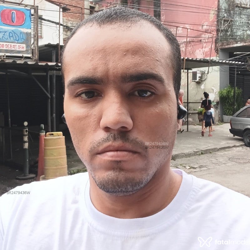 Acompanhante Lucas - Feed