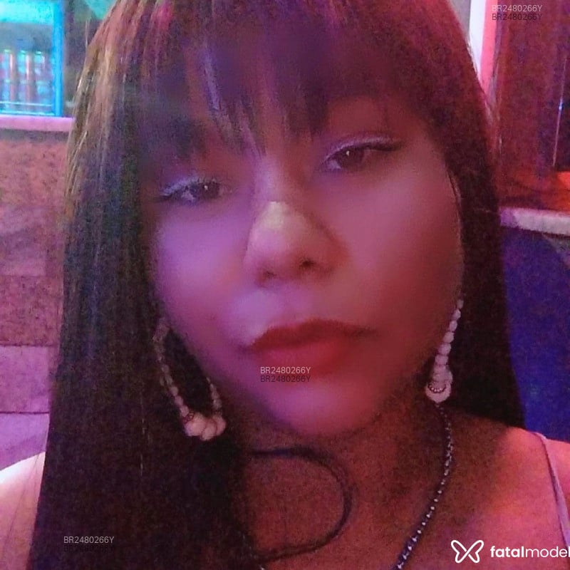 Acompanhante Luiza - Feed
