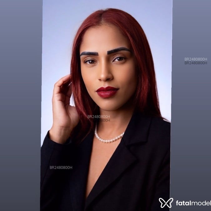 Acompanhante Beatrice - Feed