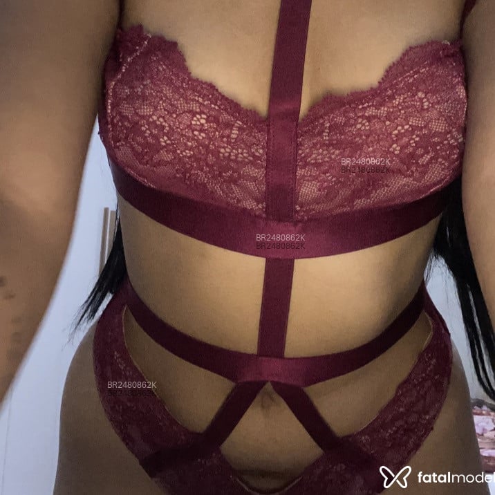 Acompanhante Morena - Feed