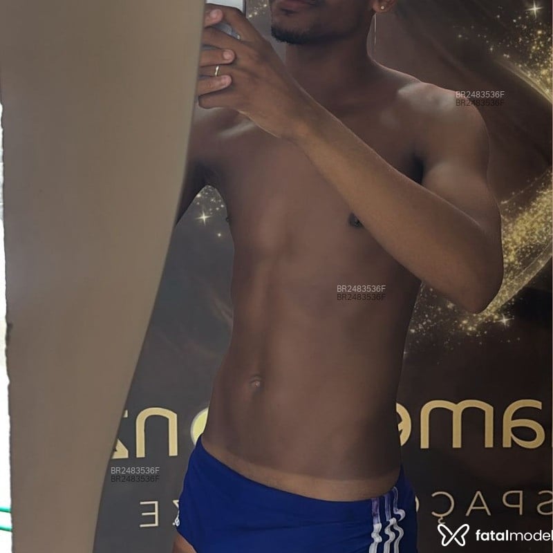 Acompanhante Pedro - Feed