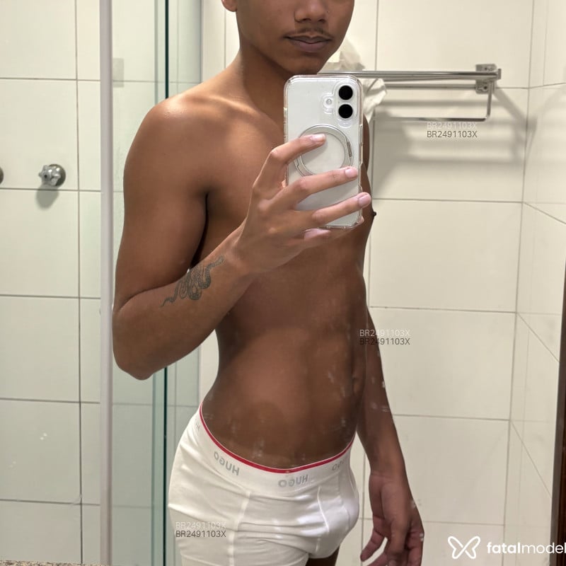 Acompanhante Luiz Henrique - Feed
