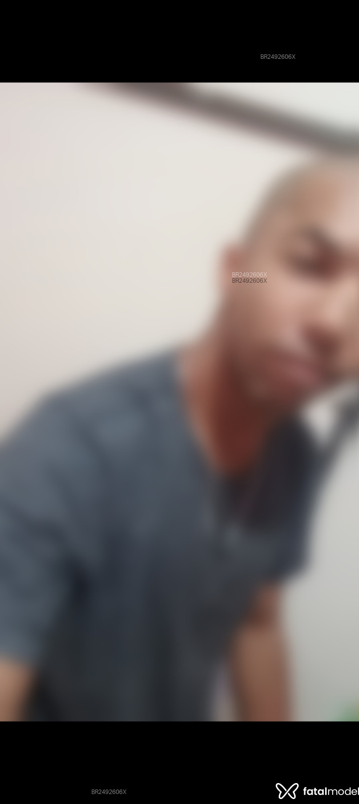 Acompanhante Arthur - Feed