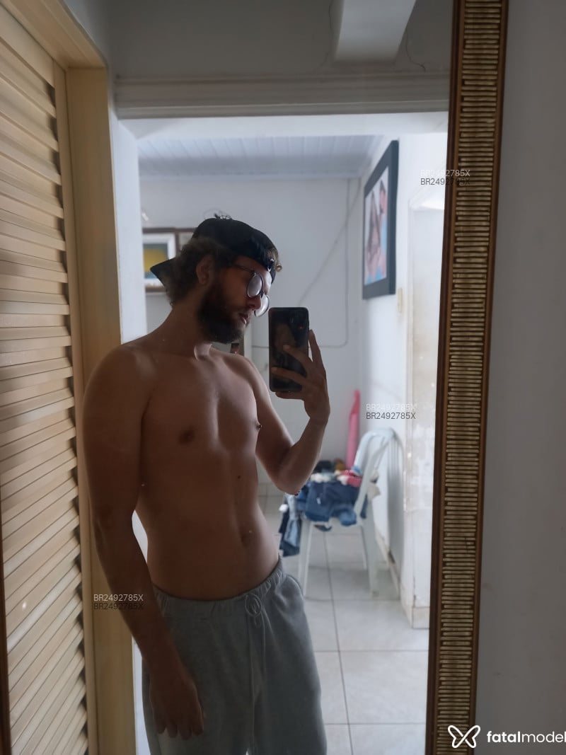 Acompanhante Novinhobarbudobi - Feed
