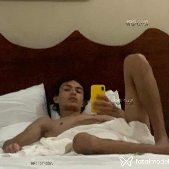 Acompanhante Sereio - Feed