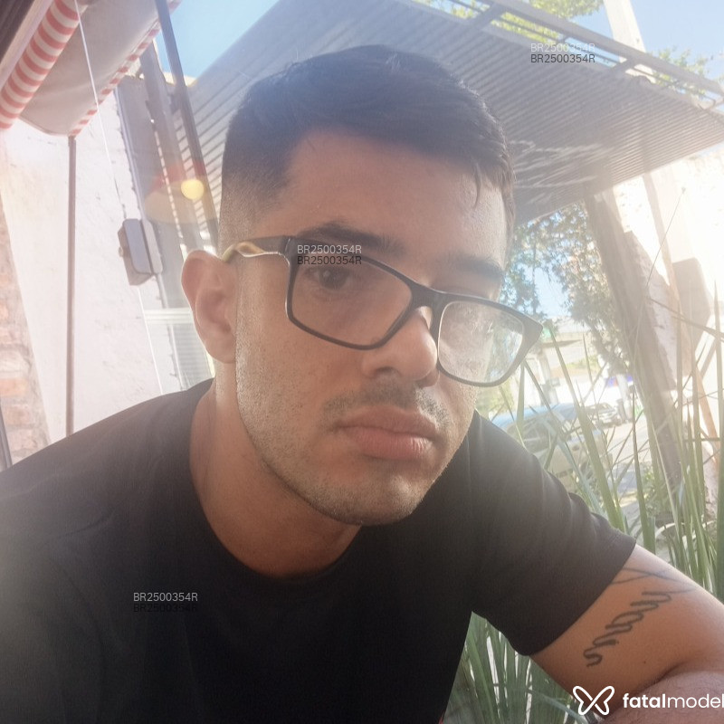 Acompanhante Eduardo Henrique - Feed
