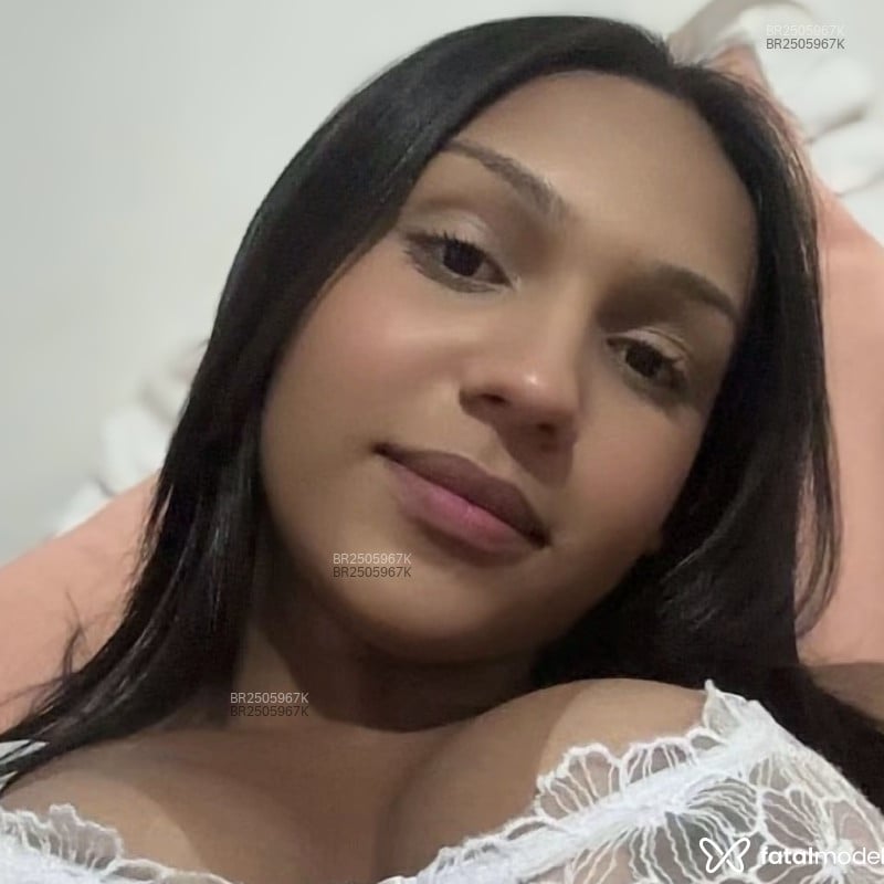 Acompanhante Niara - Feed